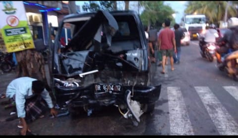  Kecelakaan Maut Pick Up Vs Sepeda Motor, Dua Orang Tewas