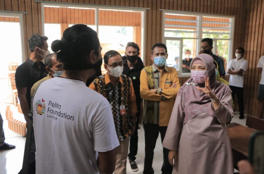  Bangun Gedung SD Manfaatkan Limbah Plastik